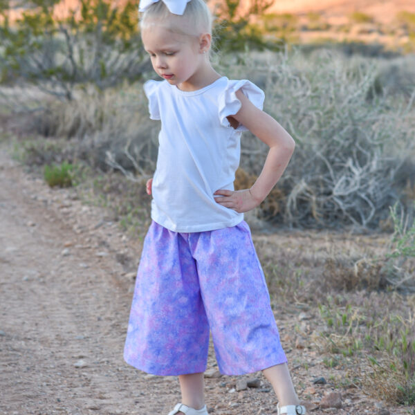 Beach Comber Capri Pant Sewing Pattern - Image 5